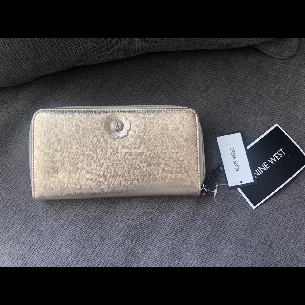 NWT Nine West Gold Wallet